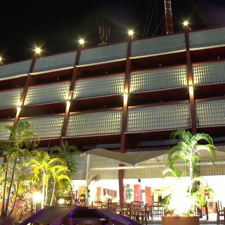 Surin Sweet Hotel Exterior foto