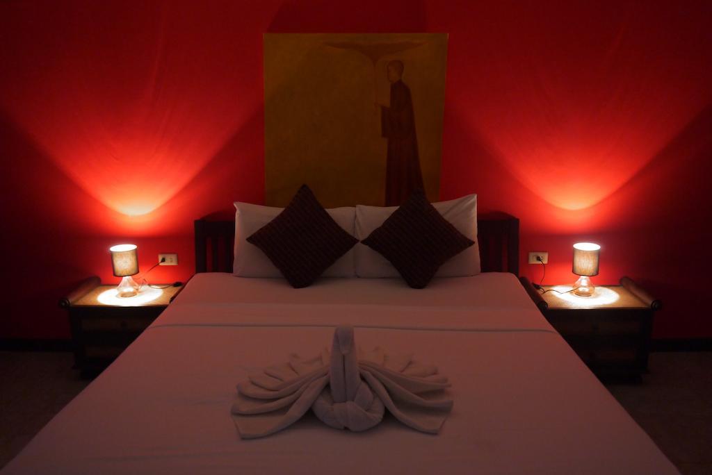 Surin Sweet Hotel Exterior foto