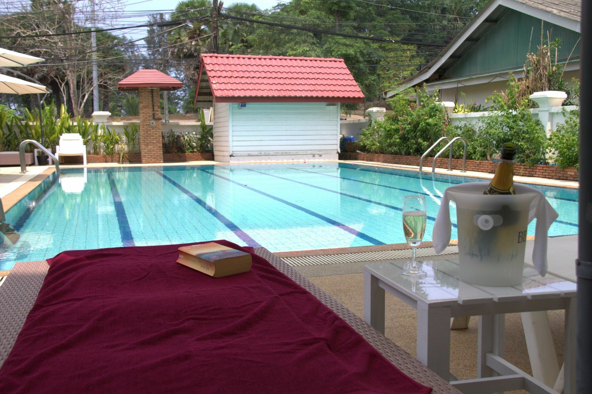 Surin Sweet Hotel Exterior foto